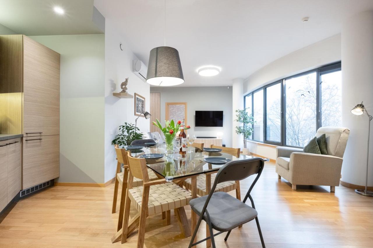 2 Bedroom Apt, 2 Garage Spots & Balconies, Self Check-In, By Cohost Друскининкай Экстерьер фото