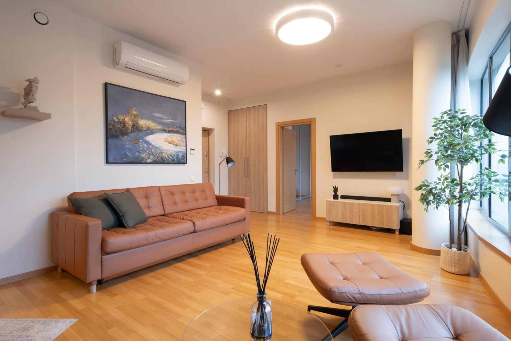 2 Bedroom Apt, 2 Garage Spots & Balconies, Self Check-In, By Cohost Друскининкай Экстерьер фото