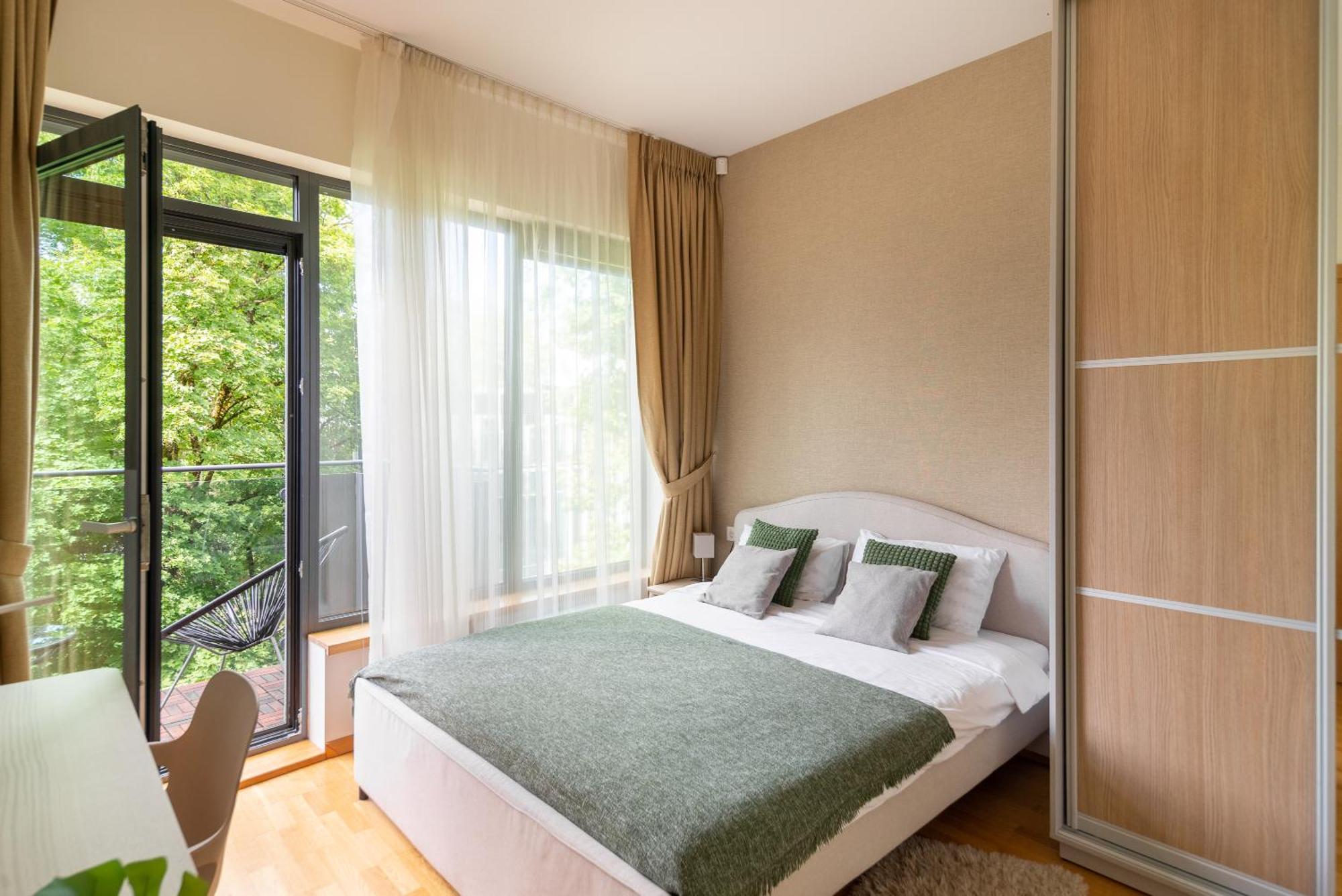2 Bedroom Apt, 2 Garage Spots & Balconies, Self Check-In, By Cohost Друскининкай Экстерьер фото
